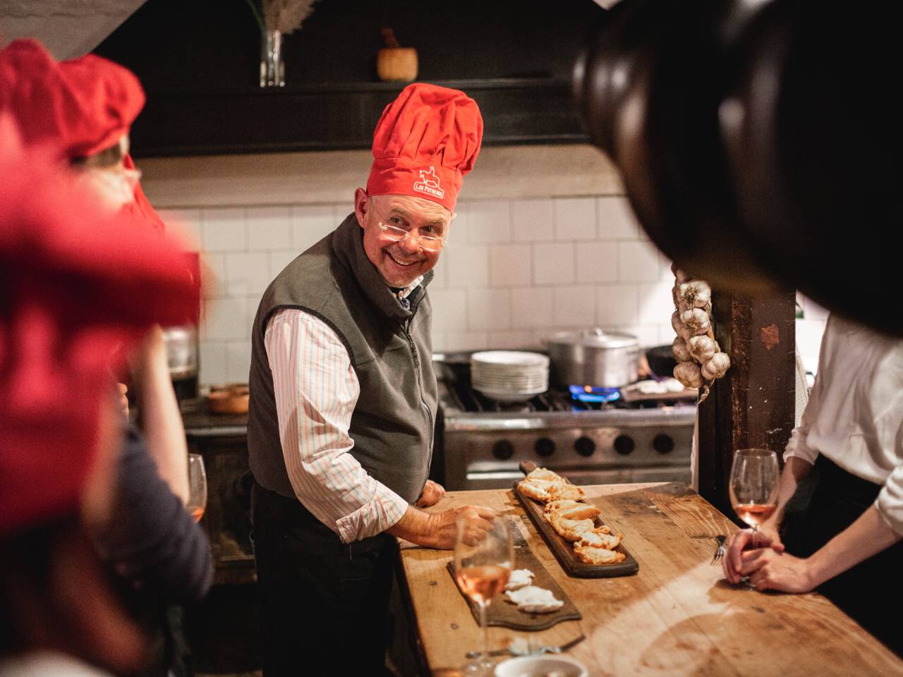 Kevin in the kitchen Los Pots - Senderos