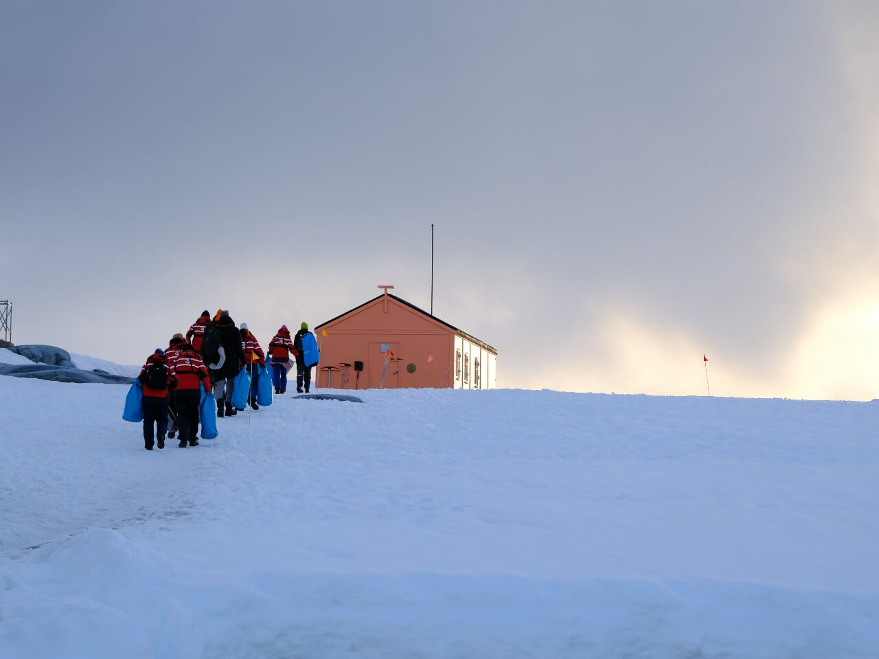 Camping Polar Latitudes Senderos